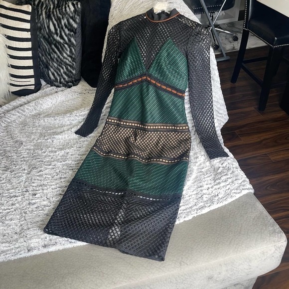 Self-Portrait SAMPLE Forest Green Fitted Mock-Neck Lace Midi Dress - Picture 3 of 10